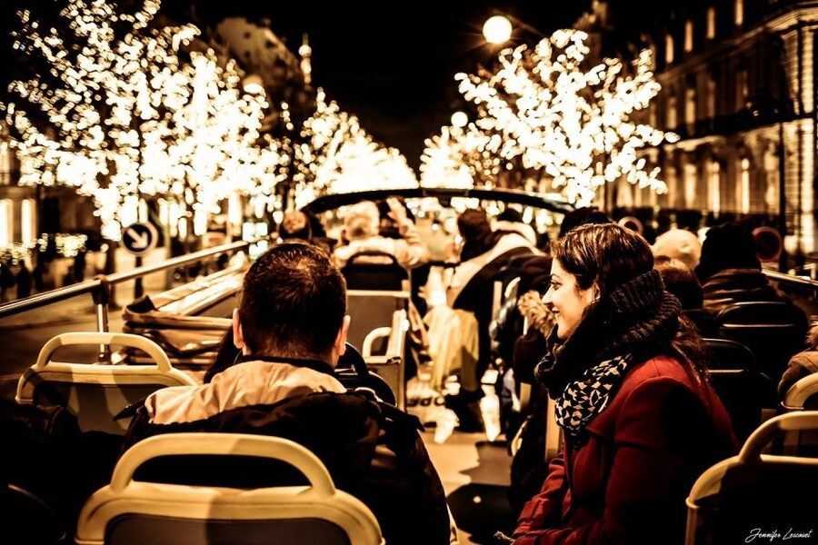 Paris: Tootbus Open-Top Christmas Bus Tour - Key points to know before you book