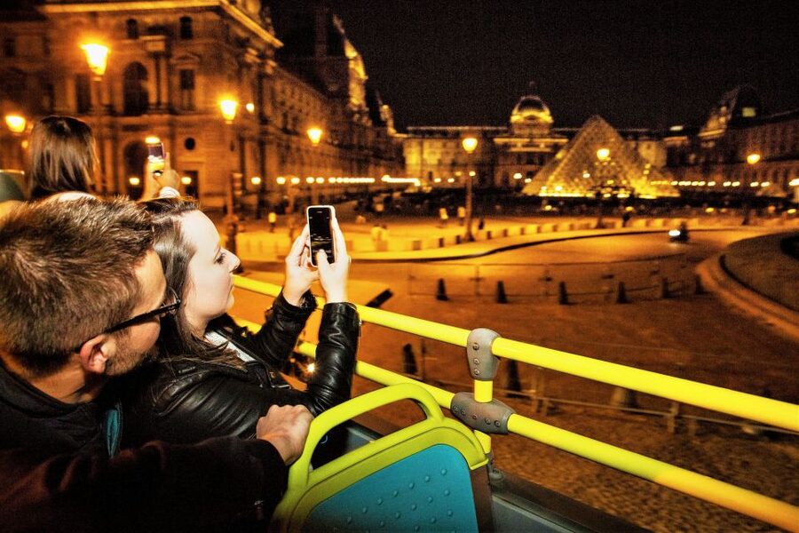 Paris: Tootbus Open-Top Christmas Bus Tour - Christmas music, commentary, and Wi-Fi
