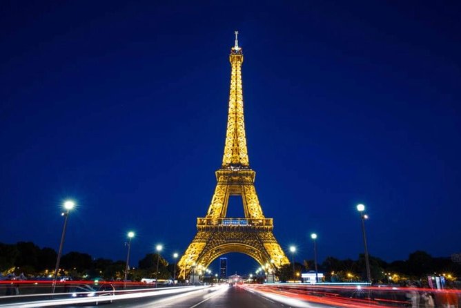 Paris Top Sights Half Day Walking Tour with a Fun Guide - Why this tour works as a first Paris morning