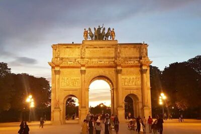 Paris Top Sights Half Day Walking Tour with a Fun Guide