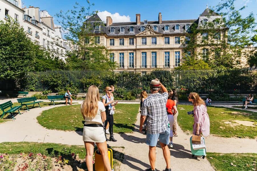 Paris: Walking Food Tour with Cheese, Wine and Delicacies - Key points to know before booking