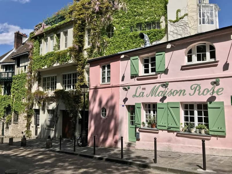 Paris: Walking Tour of Montmartre - Meeting at Blanche and Finding the Right Guide