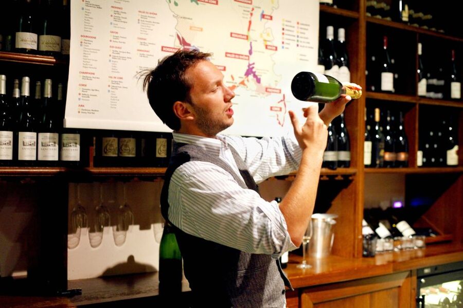 Paris: Wine and Cheese Lunch - Should you book this wine and cheese lunch?