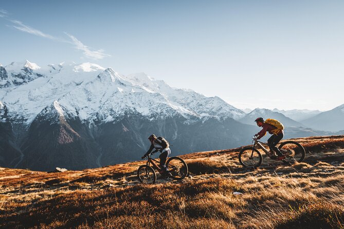 Point of view on the glaciers of Chamonix by electric mountain bike - Key points at a glance