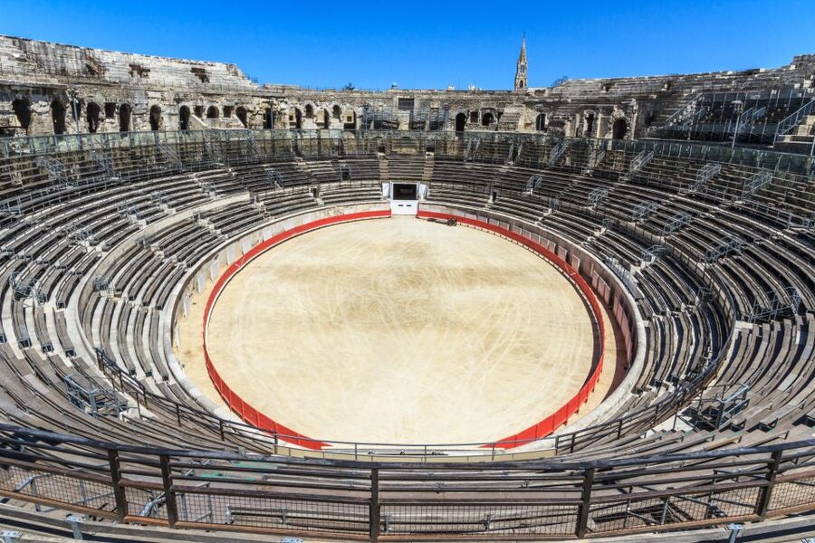 Pont du Gard, Uzès & Nîmes: Half-Day Tour with Entry Fees - Who should book this half-day outing?