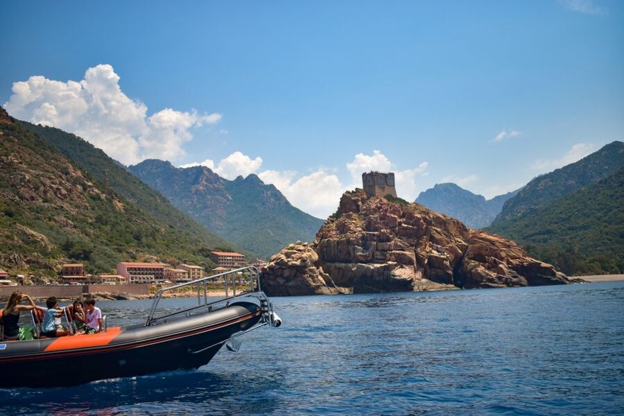 Porto: Scandola and Calanches of Piana Boat Trip - Reaching the Scandola Nature Reserve