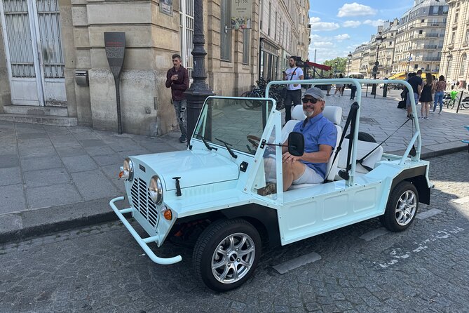 Private 2 - Hour Paris Landmarks Tour by Golf Cart Mini Moke - Key points to know