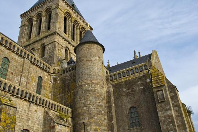 Private Day Tour of Mont Saint-Michel from Bayeux - Arriving at the island and climbing upward
