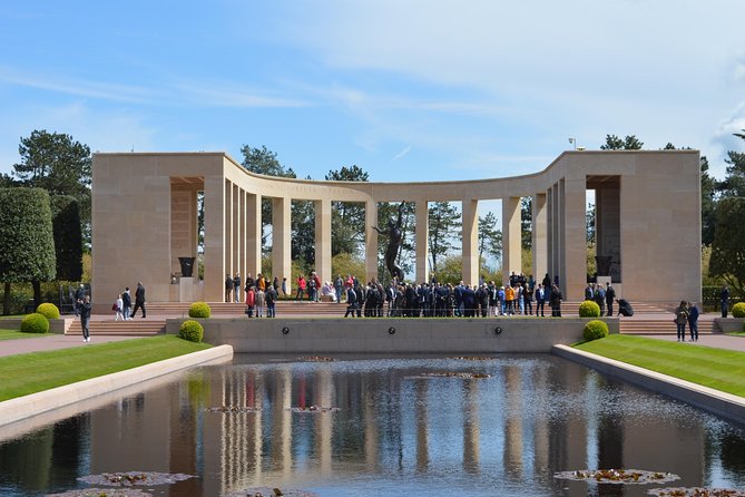 Private guided Allied D-Day Tour from Bayeux - Bayeux War Cemetery for a quiet pause
