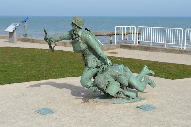 Private guided American D-Day Tour from Bayeux - The American Cemetery, where the day grows quiet