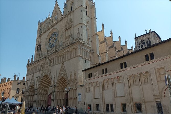 Private guided tour of Lyon - 3 to 4 hours - A flexible pace for families and older visitors
