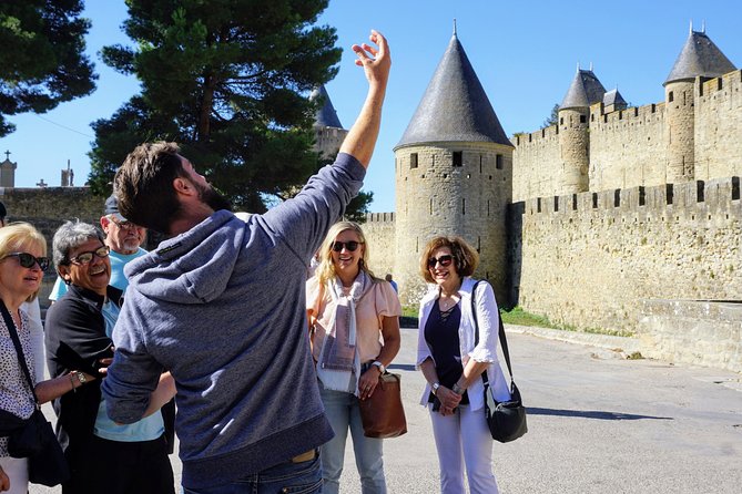 Private guided tour of the city of Carcassonne - Starting at the Prado and entering the fortified Cité