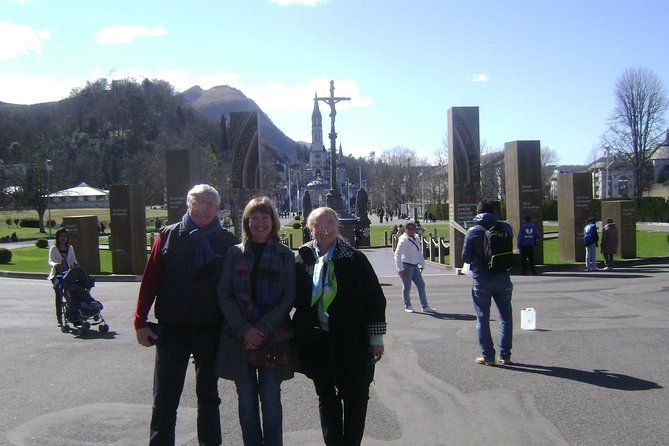 Private guided tours of Lourdes / Walking tour - Why a private Lourdes tour helps