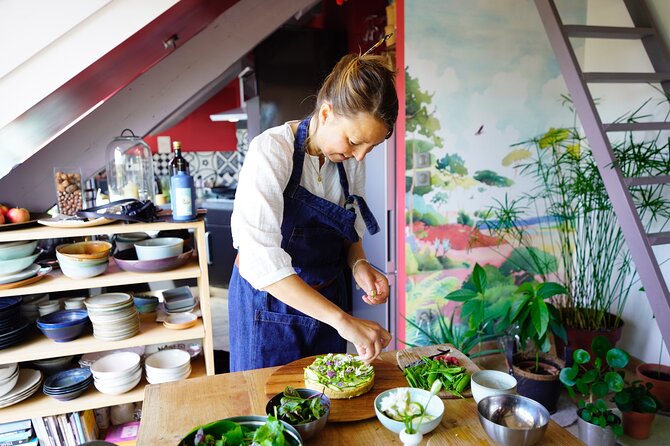 Private Market Tour and Cooking Class in Annecy with a Local - Starting at Annecy’s market with Alexia