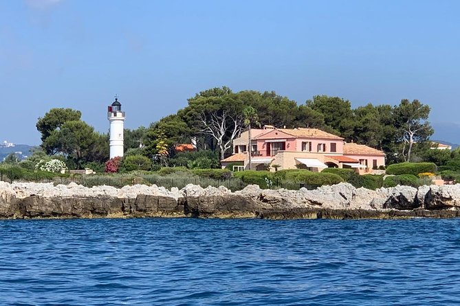 Private ride with sea bath in Solar Catamaran - Juan-les-Pins and the first view of the cape