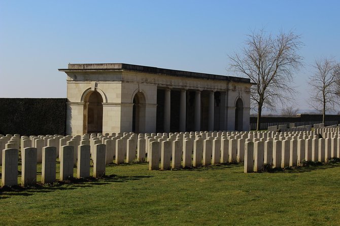Private Round Trip Transfer to Vimy Ridge from Arras - How much time you get