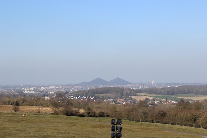 Private Round Trip Transfer to Vimy Ridge from Arras - The return route adds real value