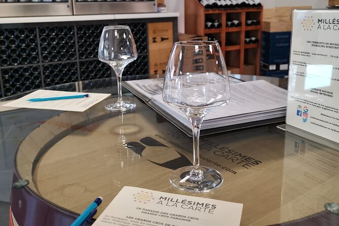 Private Tasting in Beaune : The Best of Burgundy Wines - How the guide teaches, and why the small group matters