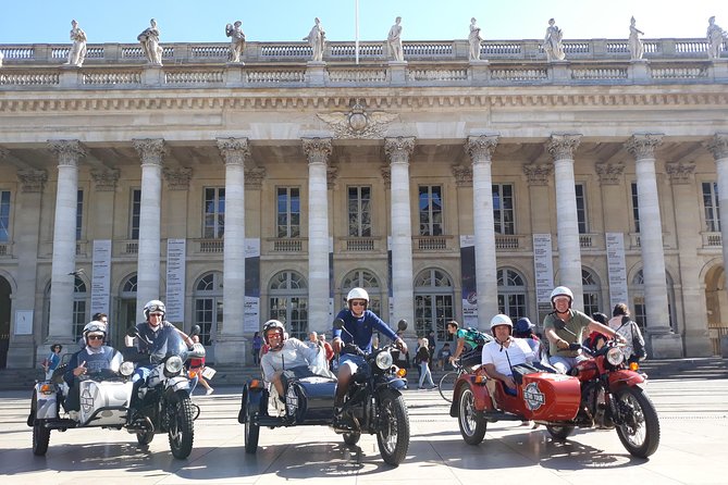 Private Tour of Bordeaux in a Sidecar 1h30 - Crossing Pont de Pierre for a wider view