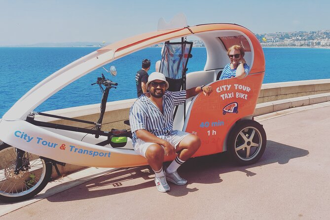 Private Tour of Nice by Bike and Boat - The waterfront and Castle Hill viewpoint