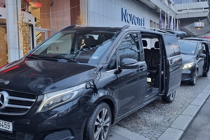 Private Transfers in Paris - A practical choice for families