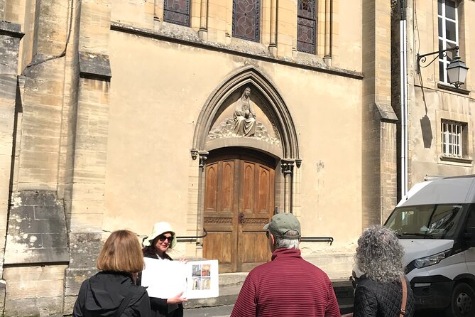 Private Walking Guided Tour of Historic Bayeux English or French - Rue des Teinturiers and the river Aure