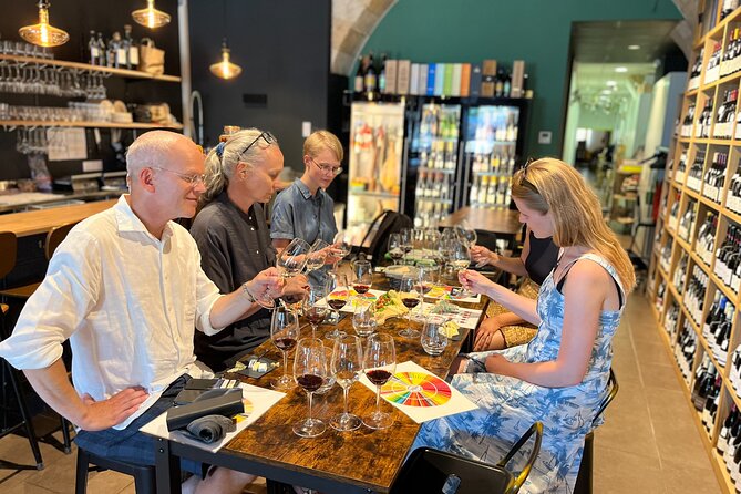 Professional - Bordeaux Wine and Cheese Tasting with a walking tour - Two bridges, two different ideas about Bordeaux