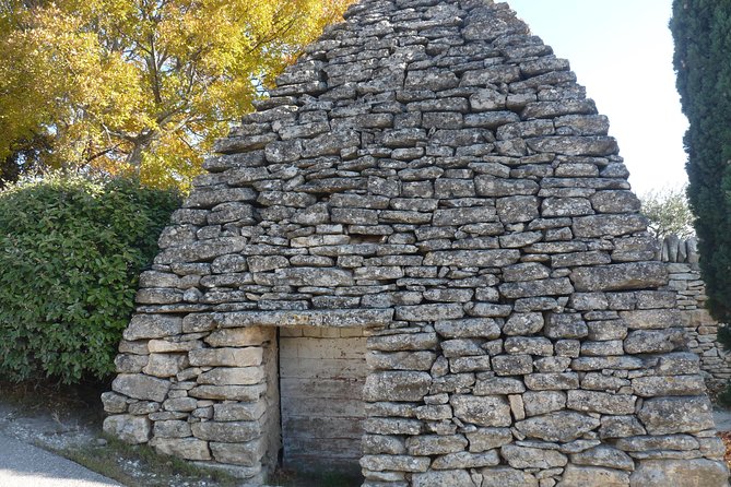 Provence in One Day Small Group Day Trip from Avignon - Fontaine de Vaucluse and the Sorgue spring