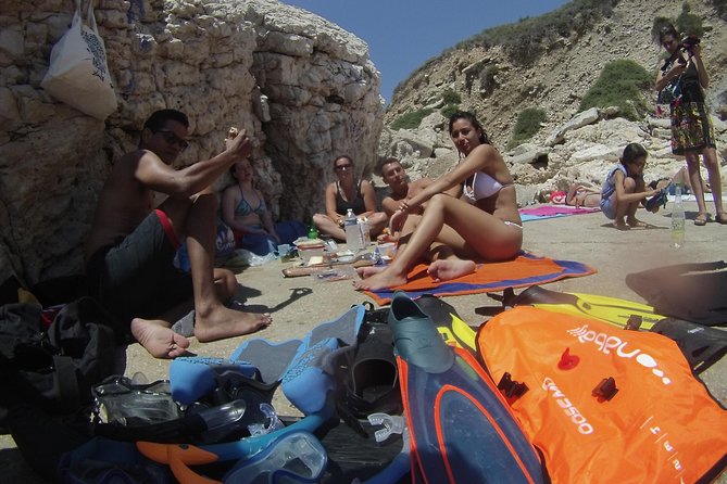 Rando-Palmée Getaway Around an island - A simple Provençal picnic between swims