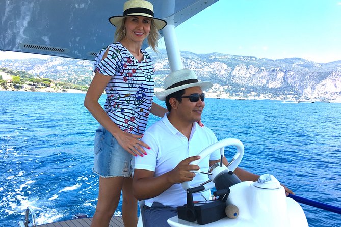 Romantic Private Tour for 2 plus guide on your own Solar Powered Boat - Leaving from Mole des Pecheurs in Beaulieu-sur-Mer