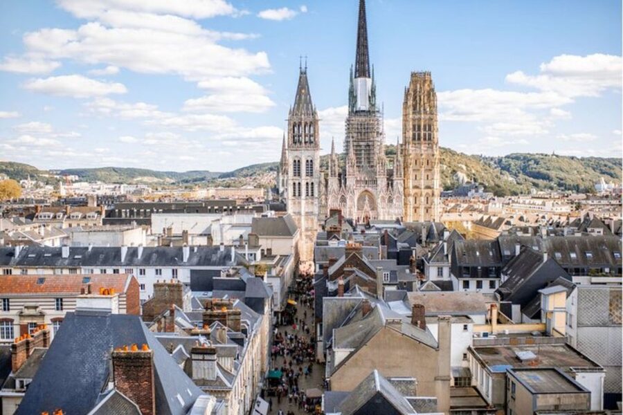 Rouen: Private custom tour with a local guide - Why a private walk helps in Rouen