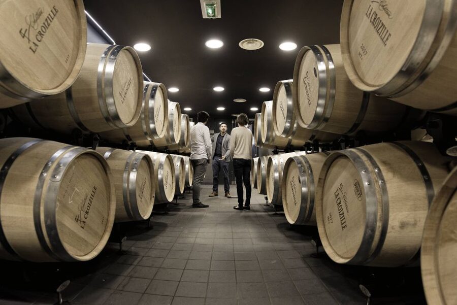 Saint-Émilion: Grand Cru Classé Winery Visit and Tasting - Price, access, and who should book