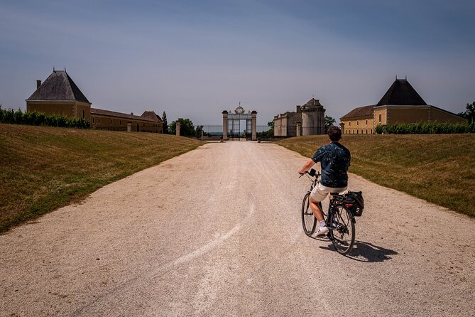 Saint-Émilion Wine Tour By Premium Electric Bike, Lunch Included - The final village tasting, three to five more wines