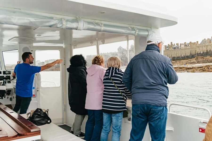Saint-Malo: Guided Boat Tour with Local Captain - What the Boat Ride Feels Like