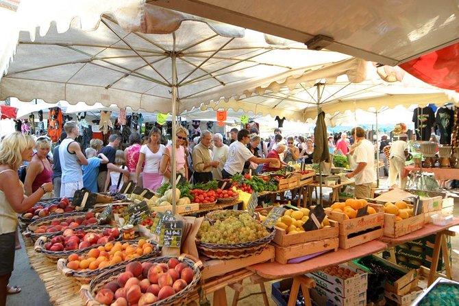 Saint-Tropez and Port Grimaud Full-Day Tour - Three hours among Saint-Tropez yachts and shops