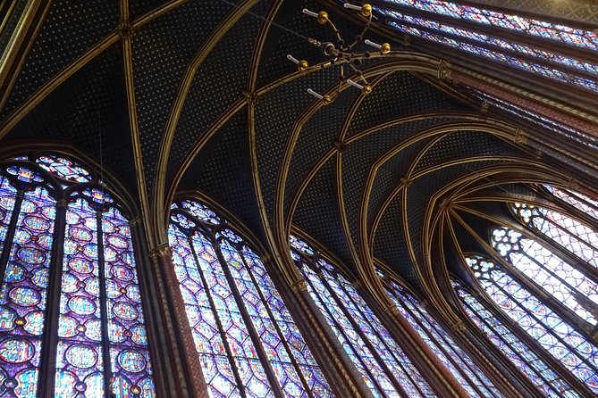 Sainte Chapelle 1h Guided Tour with entrance ticket - Eng / Esp - What the guide adds to the visit