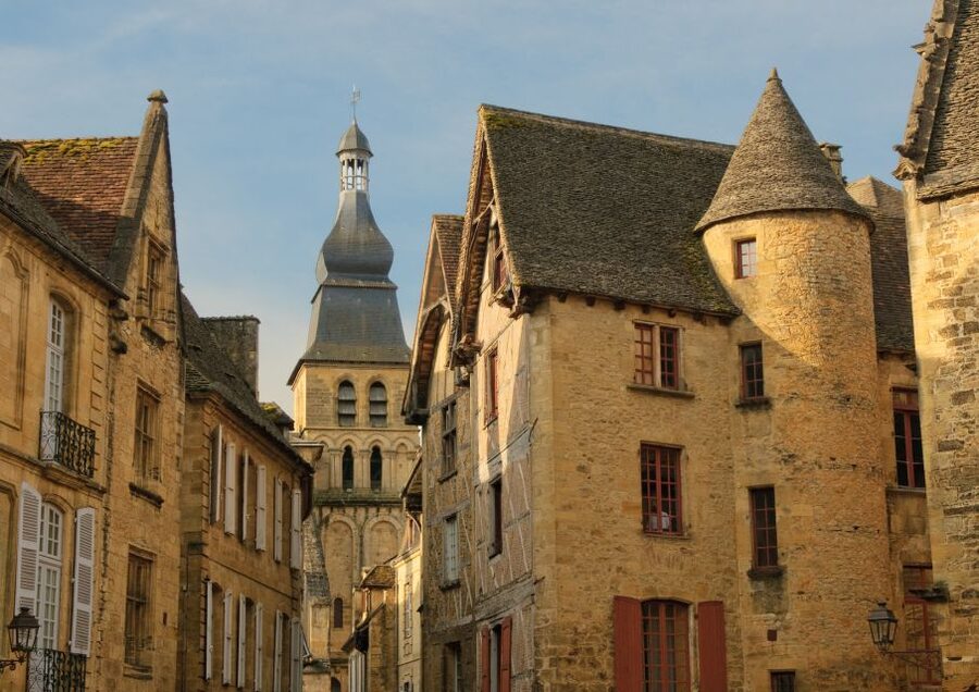 Sarlat Gourmet Tour & Market Visit with Tastings - Key points to know
