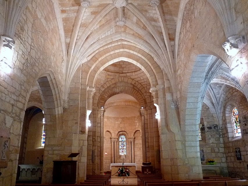 Sarlat: Private Tour to the Dordogne Valley - From Place Pasteur to the Dordogne countryside
