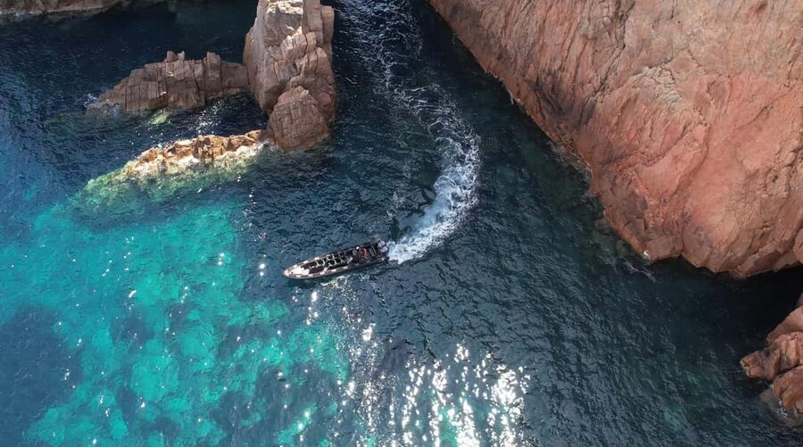 Scandola: Visit the Nature Reserve from Porto (France) - Entering the Scandola Nature Reserve