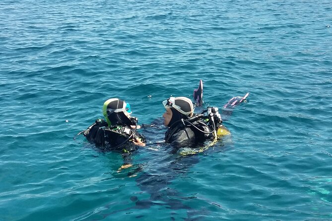 Scuba diving baptism - The 10-minute boat ride from Port Fréjus