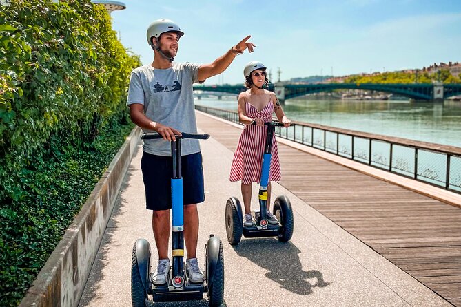 Segway - Ride along the rivers 1h30 - The Lyon Opera, known as the Toaster