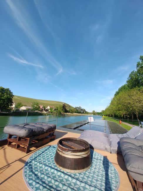 Semi Private Solar Boat Cruise in Champagne - Sandra and Nicolas bring the local touch