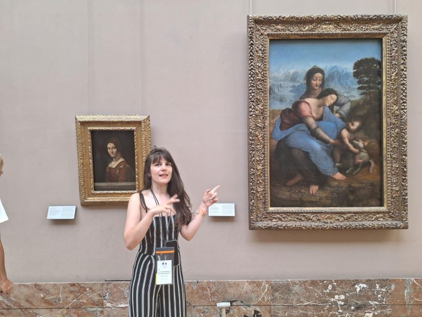 Skip-the-Line Louvre Museum Tour with Artist - Greek sculpture, flowing marble, and movement