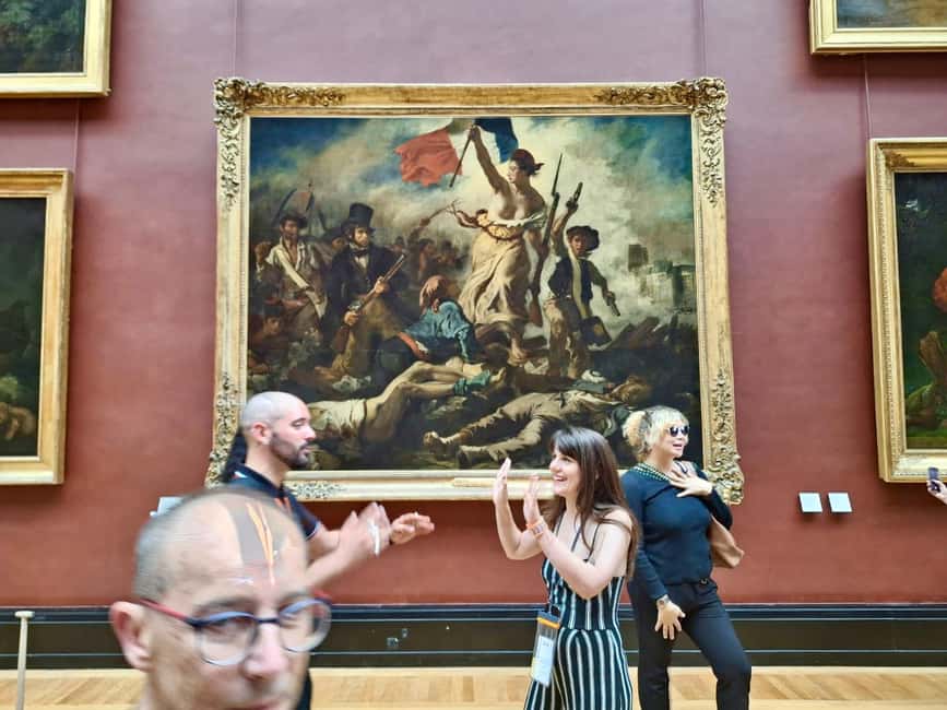 Skip-the-Line Louvre Museum Tour with Artist - Meeting at the Kiosque des Noctambules