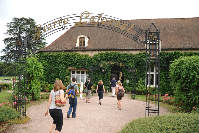 Small group Burgundy tour of Beaune with Wine Tasting from Dijon - Beaune in about one hour