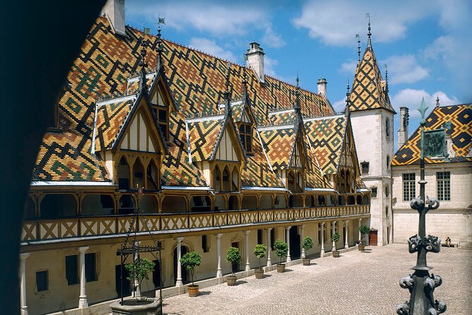 Small-Group Full-Day Tour of Côte de Nuits, Côte de Beaune Vineyards and Beaune Historical District - Beaune: two hours for lunch and old streets