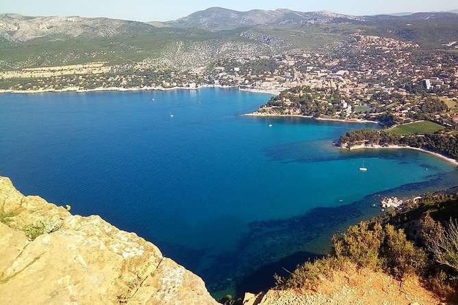 Small Group Marseille Shore Excursion: Marseille and Cassis Tour - Free time in Cassis, with the harbor as your base