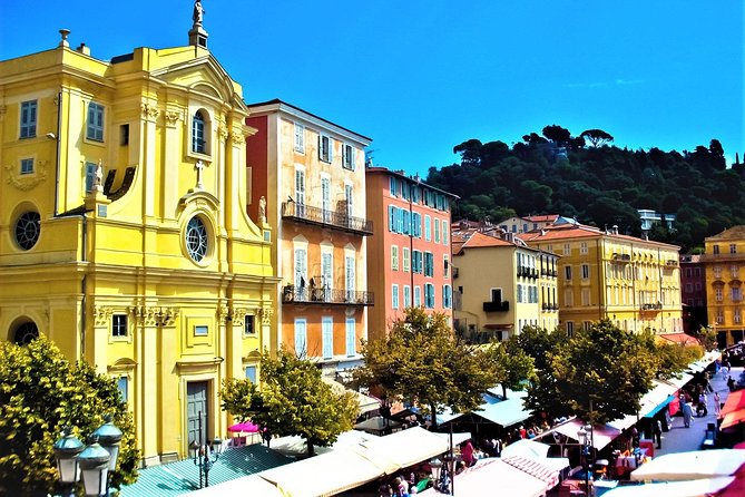 Small-Group Nice Walking Tour of the Old Town with a Local Guide - Starting beside the sea and entering Vieux Nice