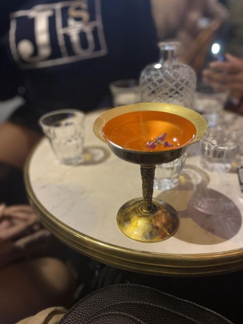 Solo travelers Meetup:A cultural stroll,Drinks & socializing - Practical tips for a smoother evening
