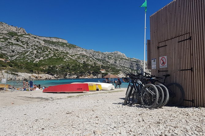 Sormiou Calanques National Park Electric Bike Tour from Marseille - Reaching Sormiou Calanque and its little harbor